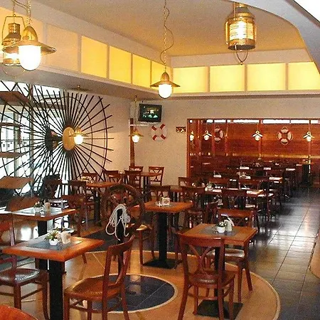 旅馆 A＆o布拉格瑞亚酒店 *