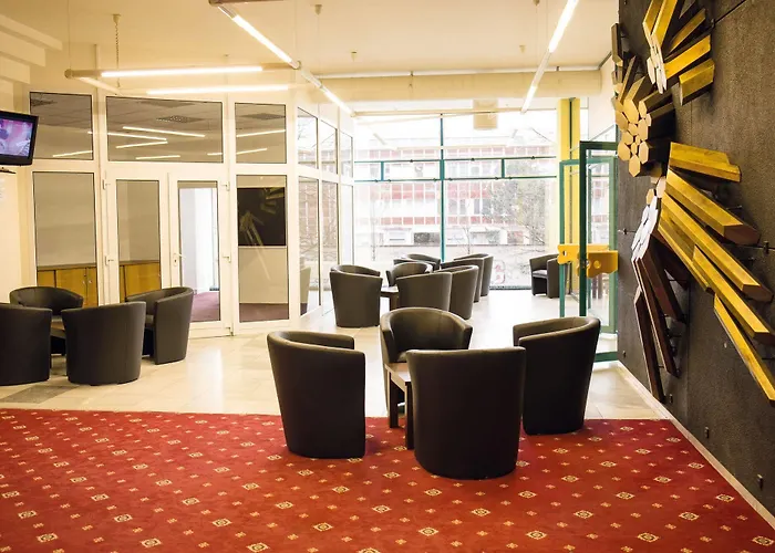 A&o Rhea Hotel