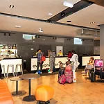 A&o Rhea Hotel