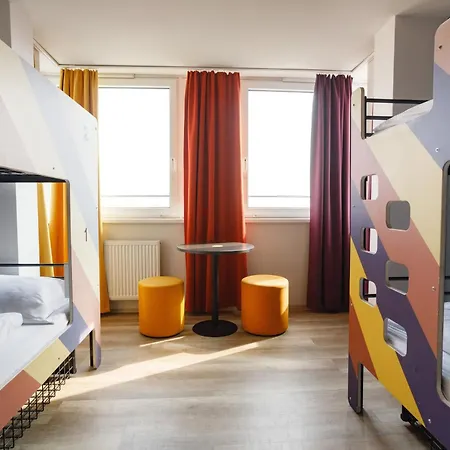 A&o Rhea Auberge de jeunesse *