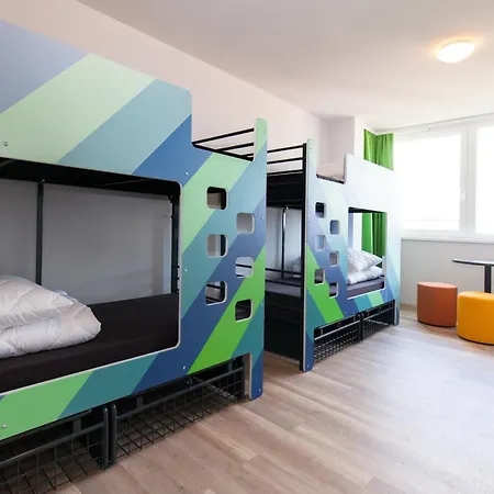 Hostel A&o Rhea