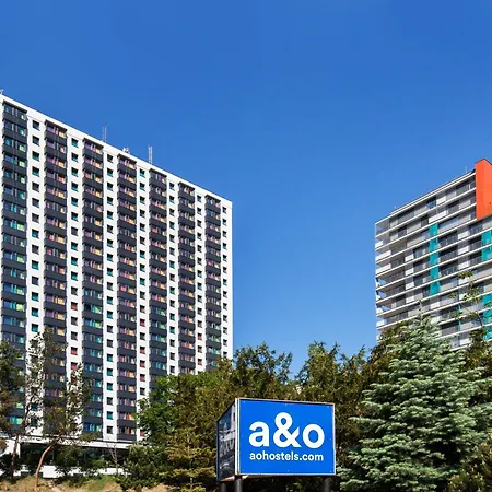 A&o Rhea Hostel *