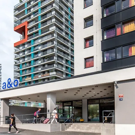 فندق اي آند أو ريا