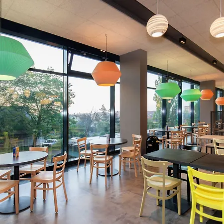 ホテル A&o レア プラハ